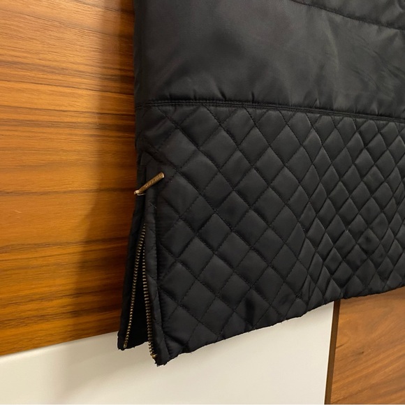 BLACK QUILTED VEST - Picture 3 of 9